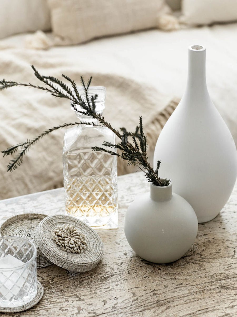 Apple Vase - Dove