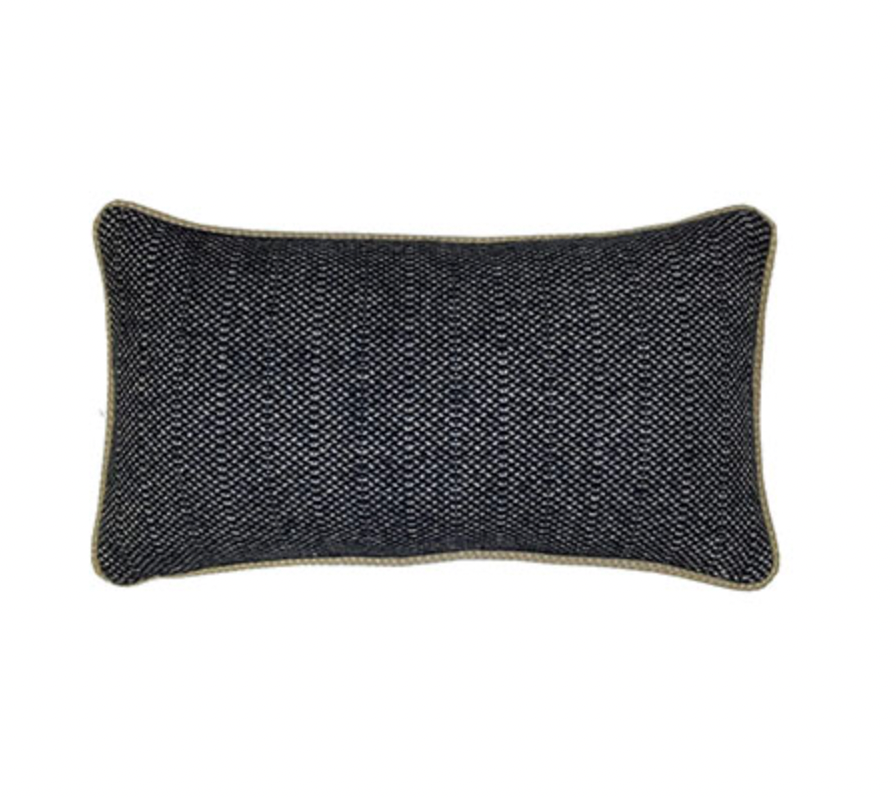 Leora Pillow, Black